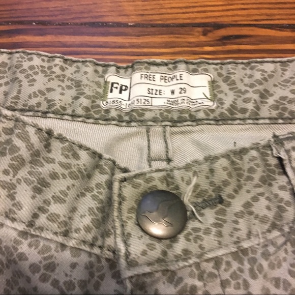 Free People patterned ankle jeans - Picture 4 of 6